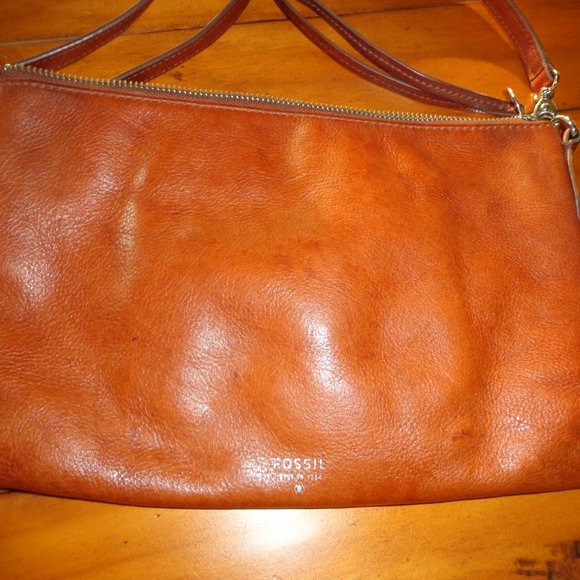 Fossil Leather Crossbody Bag Cognac Zip Closure Pockets Adj./Removable Strap - Picture 2 of 13
